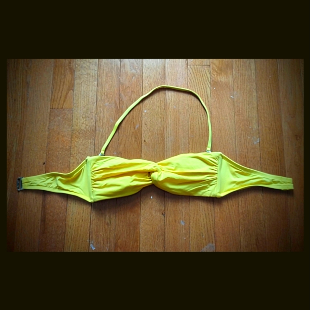 3 for $20 swimwear!! Yellow Mossimo Halter Bathing Suit Top, Size Small